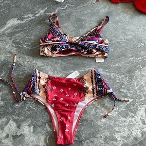 Multicolored women’s bikini, size medium, new with tags